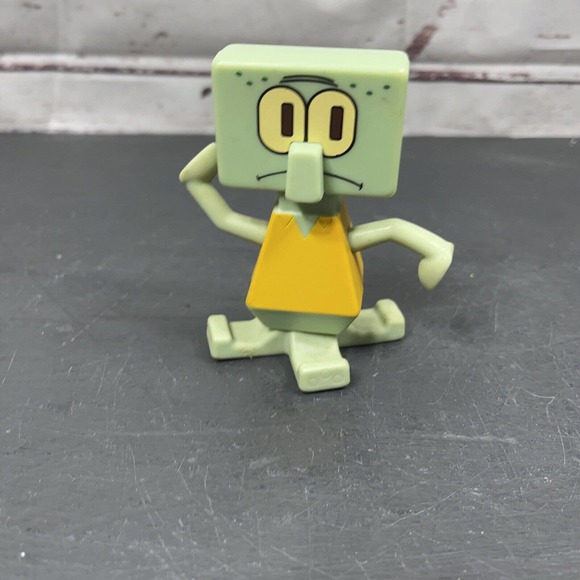 Spongebob Squarepants Toy Lot Squidward Puzzle Cube 2004 Burger King - Picture 1 of 8